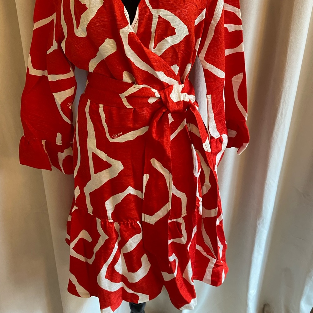 Diane Von Furstenberg Red Print Wrap Dress 10